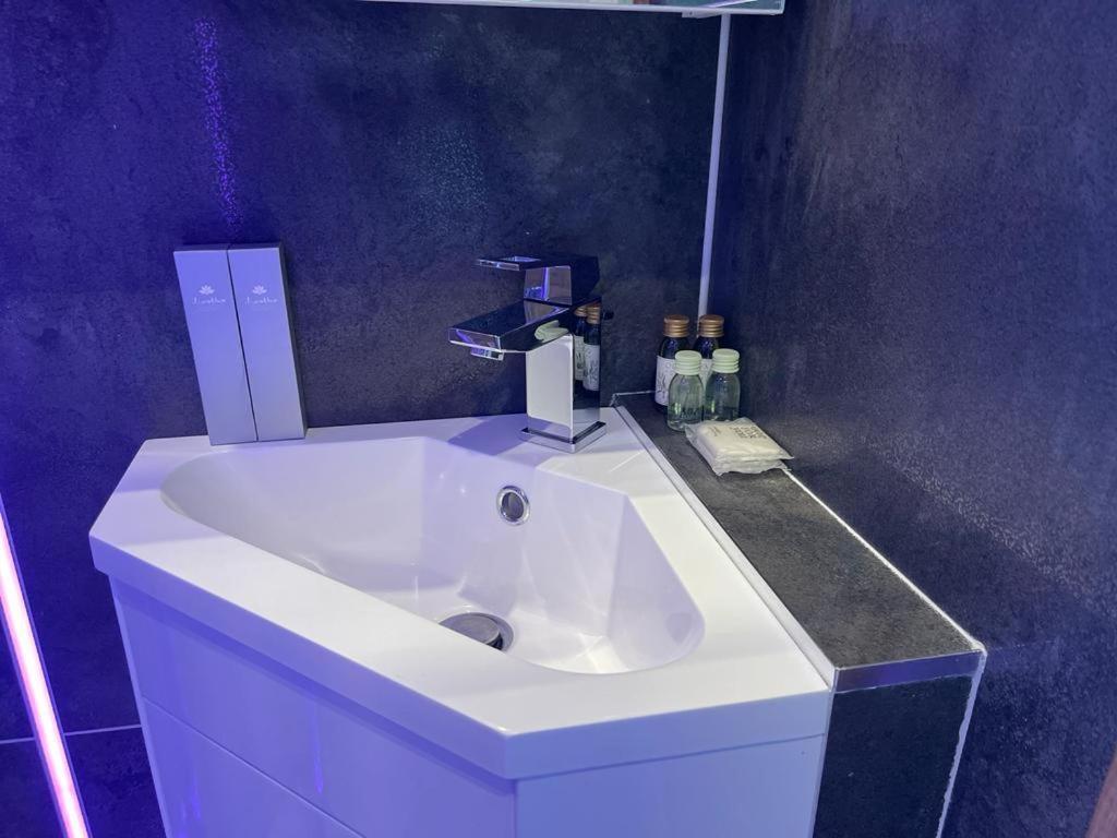 #4 Tgha Luxury One Bedroom Apartment In Athlone Eksteriør billede