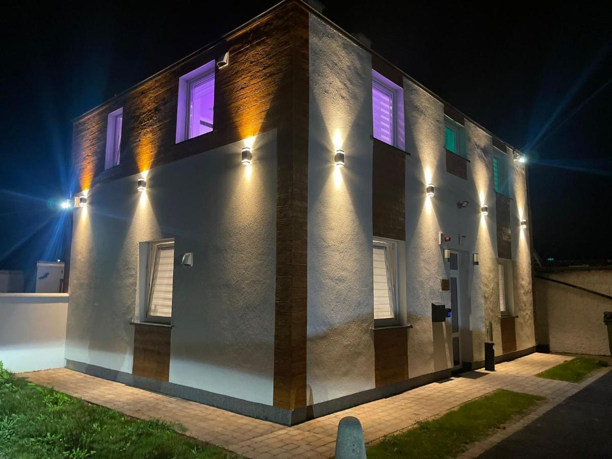 #4 Tgha Luxury One Bedroom Apartment In Athlone Eksteriør billede