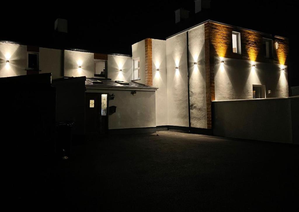#4 Tgha Luxury One Bedroom Apartment In Athlone Eksteriør billede